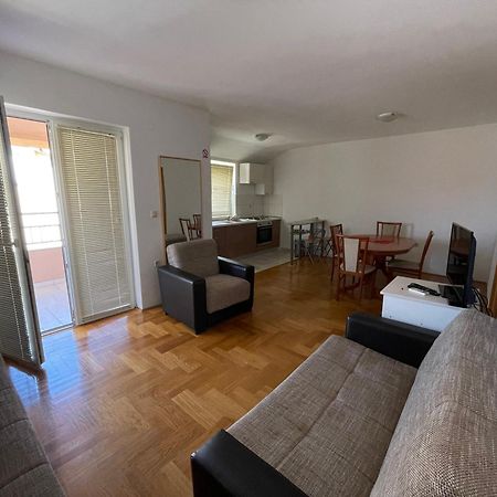 Apartments Dunja Malinska Dış mekan fotoğraf