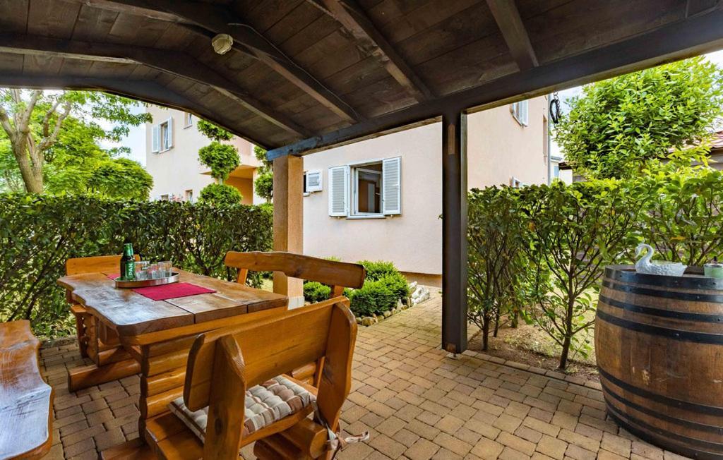 Apartments Dunja Malinska Dış mekan fotoğraf