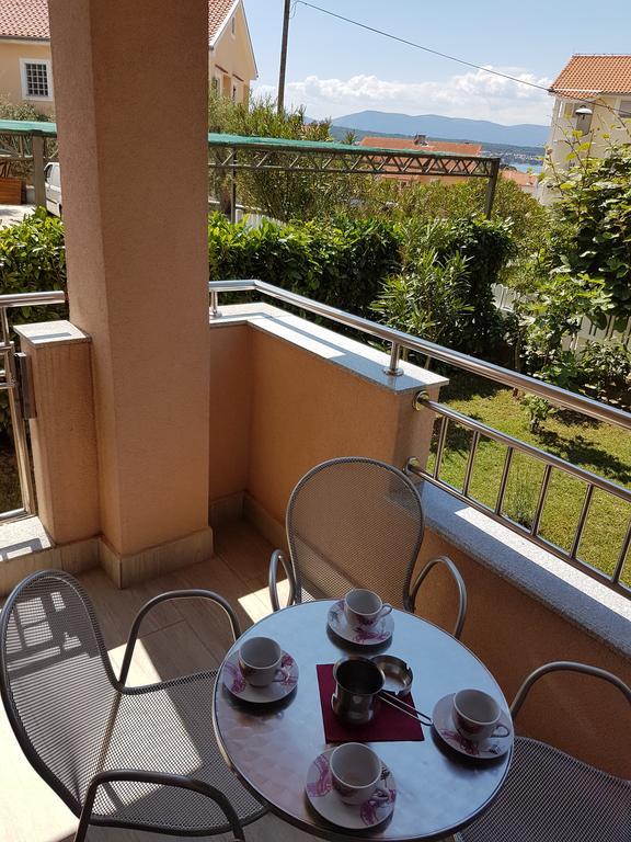 Apartments Dunja Malinska Dış mekan fotoğraf